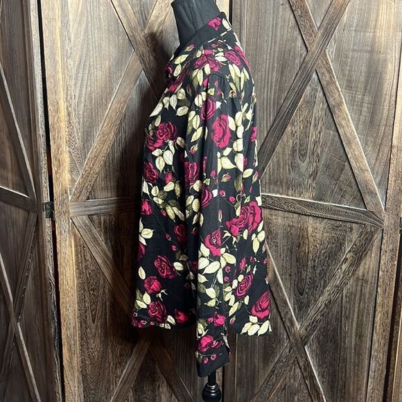 Rock & Republic button up top - Picture 3 of 7